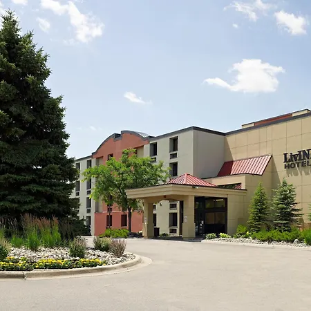 Livinn Hotel Minneapolis South / Burnsville-3