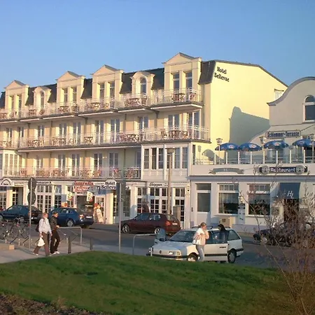 Hotel Bellevue Warnemünde-3