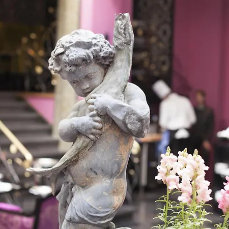 Dorsia Hotel & Restaurant-3