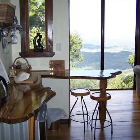 At Remingtons Private Cottages Montville-2