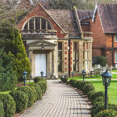 Audleys Wood Hotel, Basingstoke-3