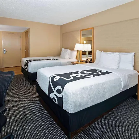 La Quinta By Wyndham West Palm Beach Airport-3