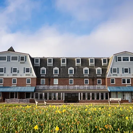 Newport Beach Hotel & Suites-2