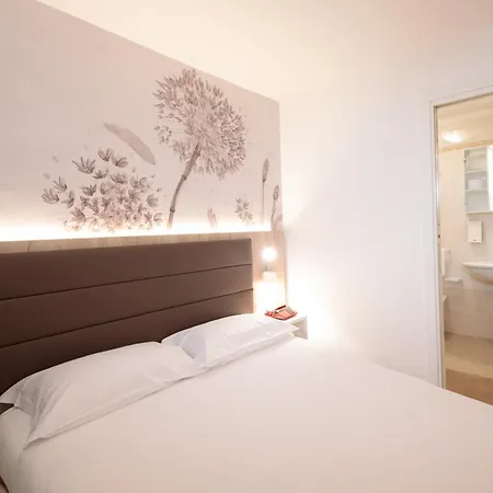 Hotel Derby S-3