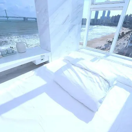 Gwanganli Hotel 1-3