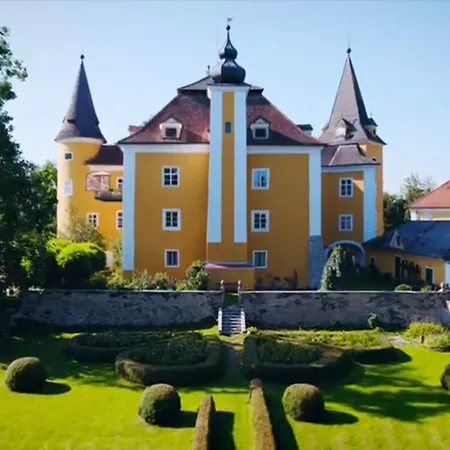 Hotel Schloss Mühldorf-3