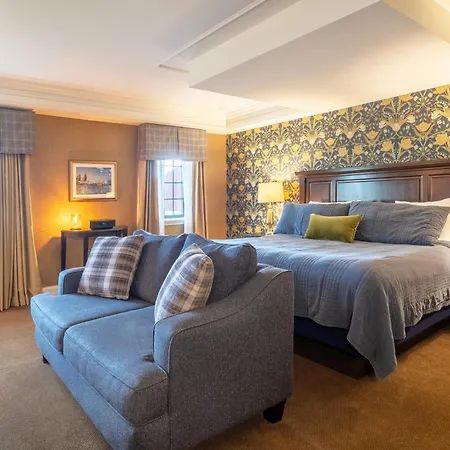 Red Coach Inn-3
