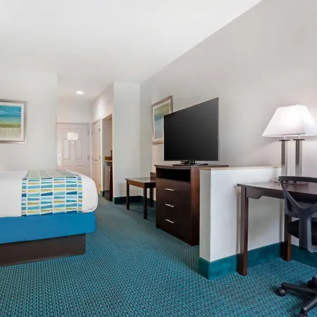 Best Western Plus Blue Angel Inn-3