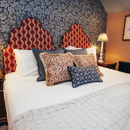 The George-3