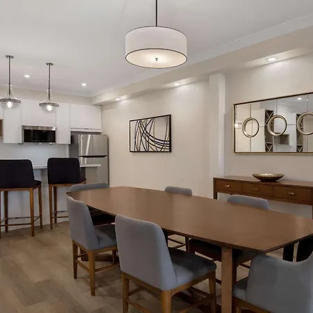 Doubletree By Hilton London-2