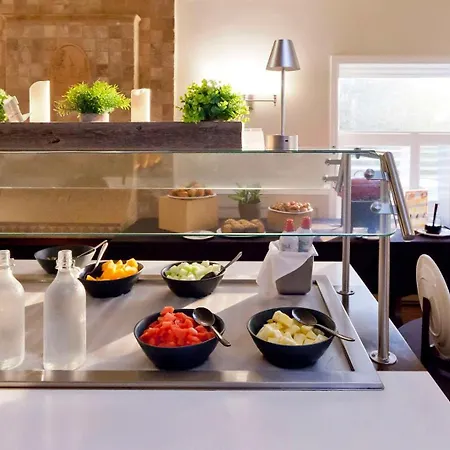 Elm Hurst Inn & Spa, Worldhotels Crafted-3