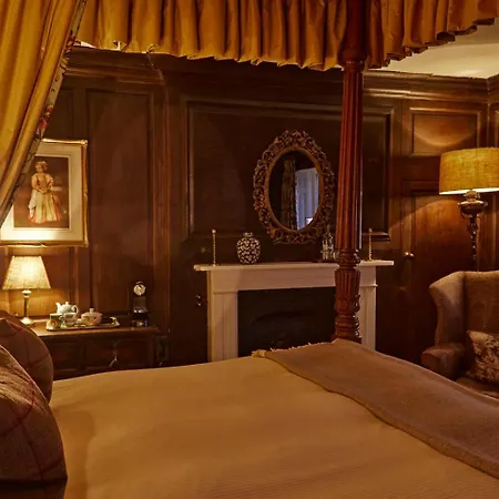 Spread Eagle Hotel And Spa-2