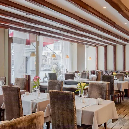 Rixwell Collection Savoy Boutique Hotel-3