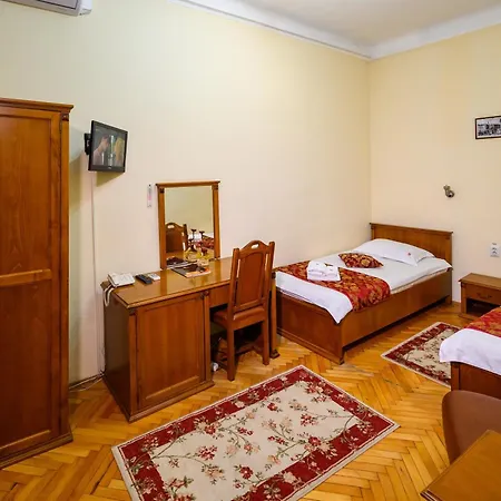 Hotel Transilvania-2