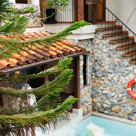 Le Charcoa Hotel-2