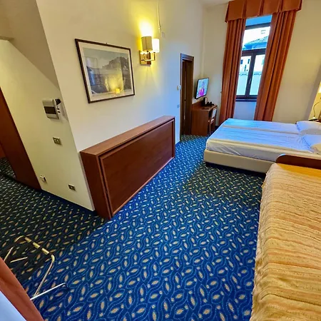 Hotel Benaco-3