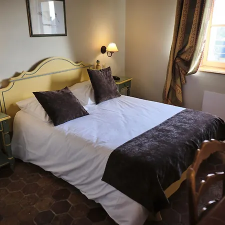 Hostellerie de la Tour d'Auxois-2