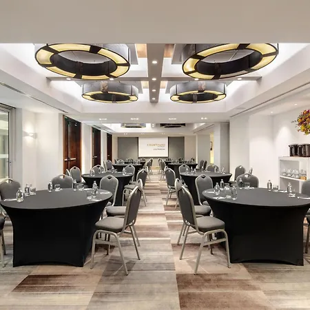 Courtyard By Marriott Lima Miraflores-3