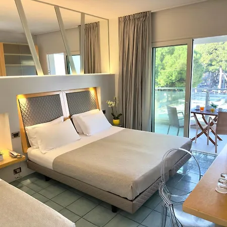 Club House Hotel-2