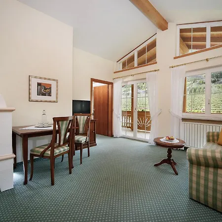 Landhaus Hotel Kristall-2