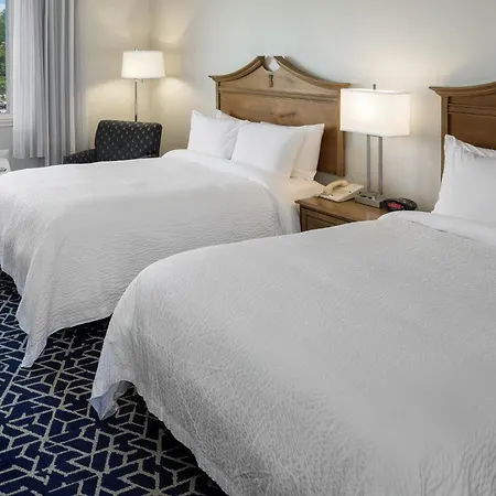The Newport Harbor Hotel & Marina-2