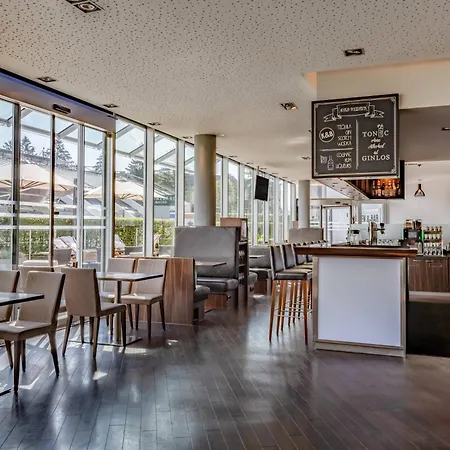 Courtyard By Marriott Linz-3