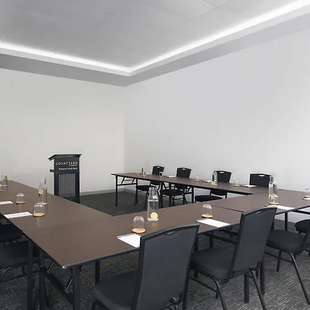 Courtyard By Marriott Brisbane South Bank-3