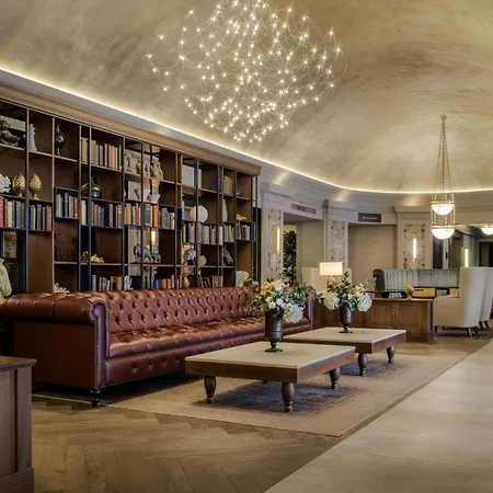 The Queens Hotel-3