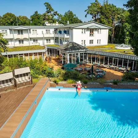 Ostseehotel Villen im Park - ein Rovell Hotel-3