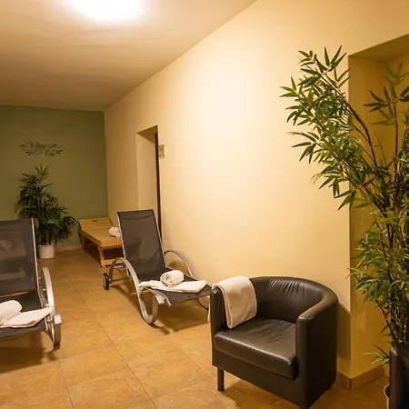 Hotel Schloss Nebra-3