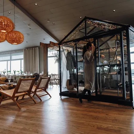 The Hill Hotel At Fluthir-3