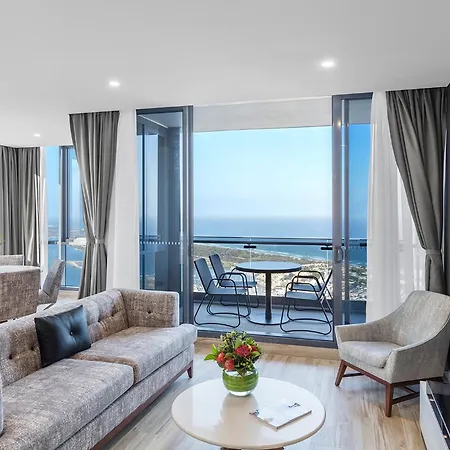 Meriton Suites Southport-2