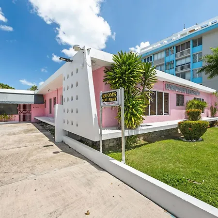 Borinquen Beach Inn-3