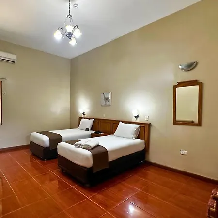 Dm Hoteles Mossone - Ica-3