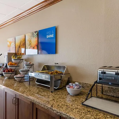Comfort Inn South Oceanfront-2