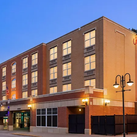 Hampton Inn At Tin Lizzie Gaming Resort-2