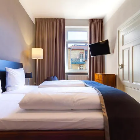 Qube Hotel Bergheim-2