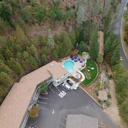 Cedar Lodge-2