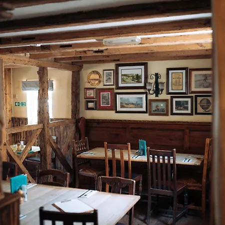 The Smugglers Inn-2