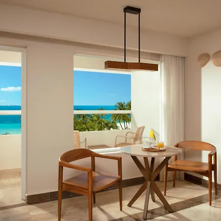 Dreams Sands Cancun Resort & Spa (Adults Only)-3