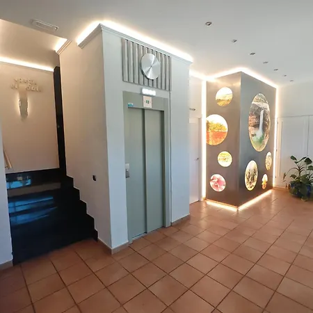 Hotel El Salt-3