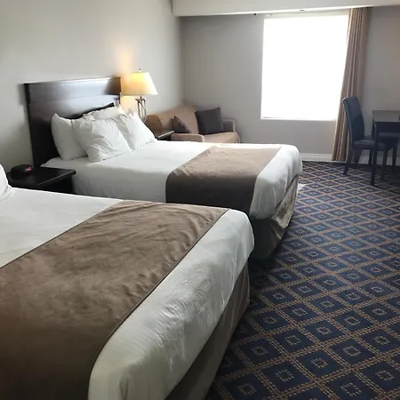 Chateau Louis Hotel & Conference Centre-3