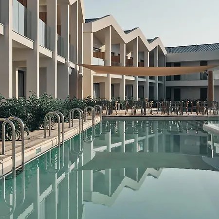Aqua Bay Suites-2