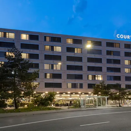 Courtyard By Marriott Zurich North-2