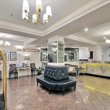Royal Albert Hotel-2