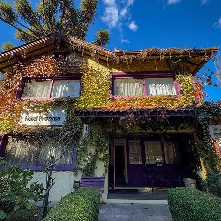 Petit Hotel Provence Gramado-3