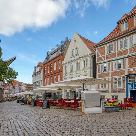 Hotel Am Fischmarkt-3