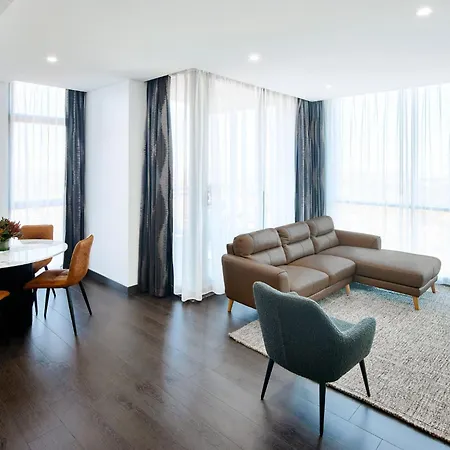 Meriton Suites Chatswood-2