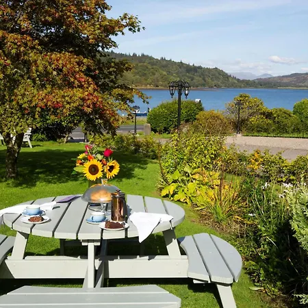Knipoch House Hotel-2