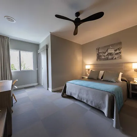Hotel Combarro-3